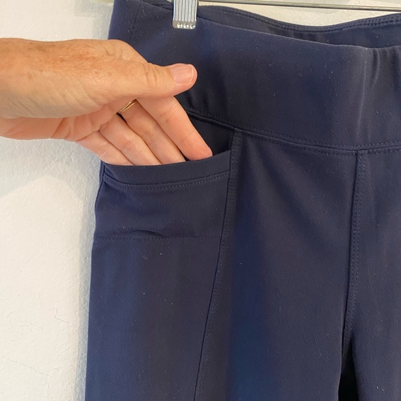 Athleta size small navy stretch pants with pockets EUC - Picture 4 of 13